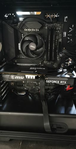 Avis photo d'un client sur Kit d'évolution AMD Ryzen 5 5600X - MSI MPG B550 Gaming Plus - 16Go