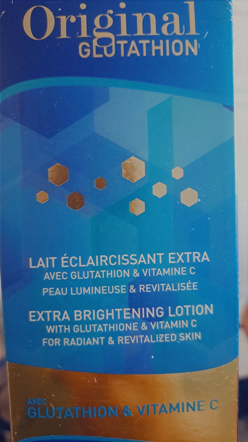 Customer photo review of Fair and White Original Glutathion Extra Brightening Lotion 500ml / 16.90 fl oz