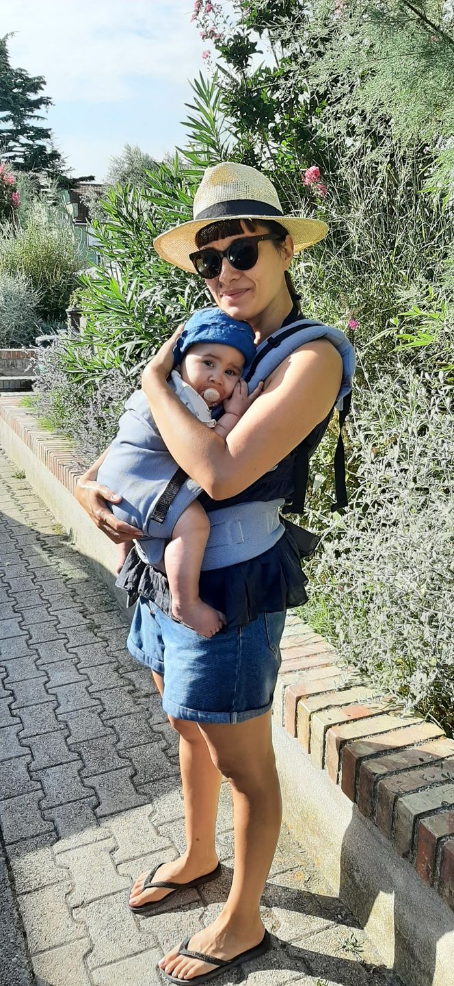 Customer photo review of Marsupio kinder hop GROW -  Tessuto di fascia