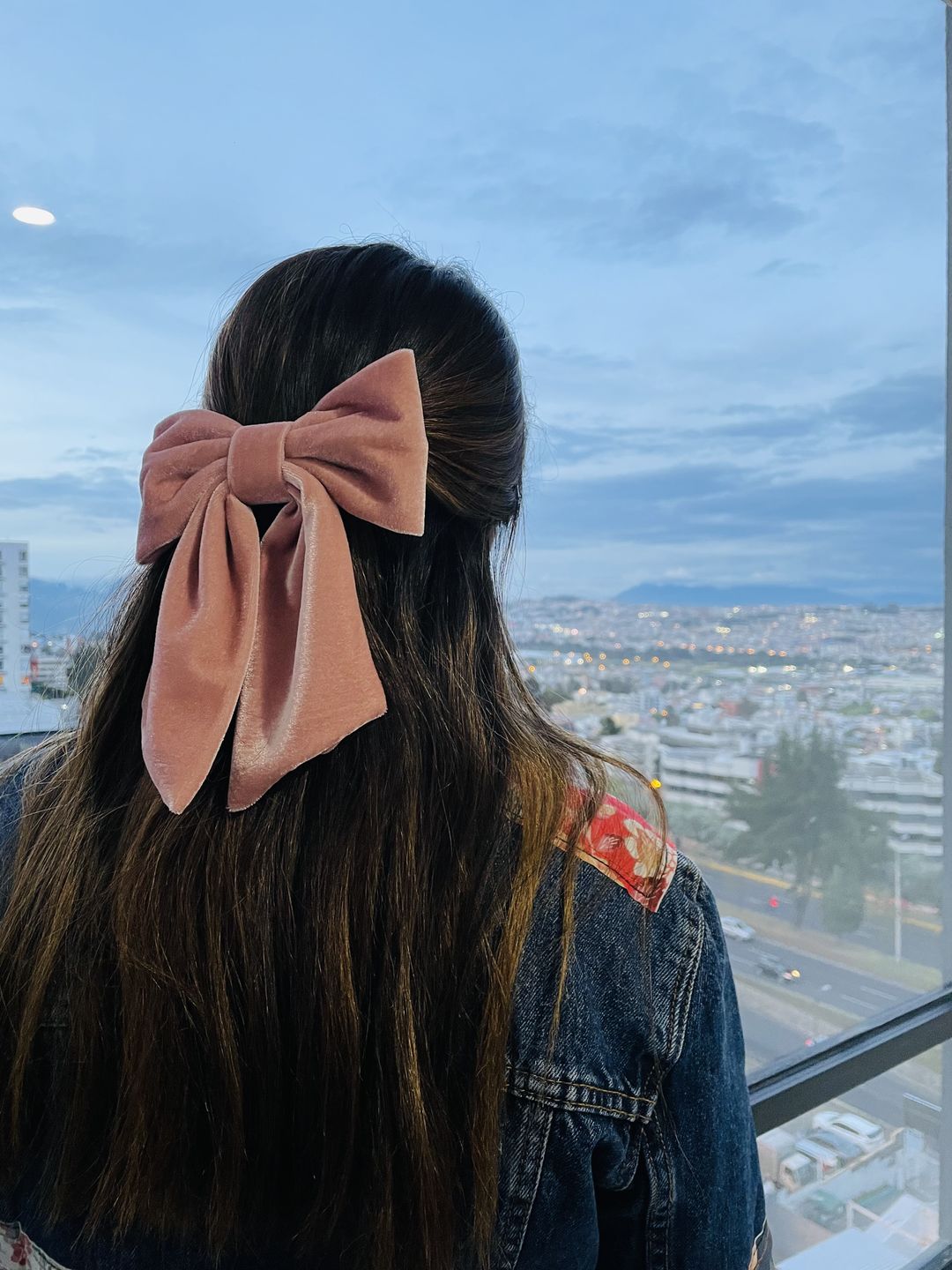 Customer photo review of Moño - Large Pink Bow