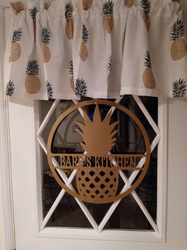 Customer photo review of Personalized Pineapple Monogram, Pineapple Metal Wall Art, Customized Metal Sign, Housewarming Gift, Home Decor, Custom Name Metal Sign, Gift Idea