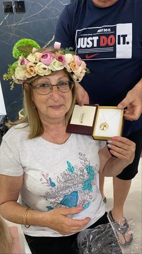 Customer photo review of Tree of Life Necklace