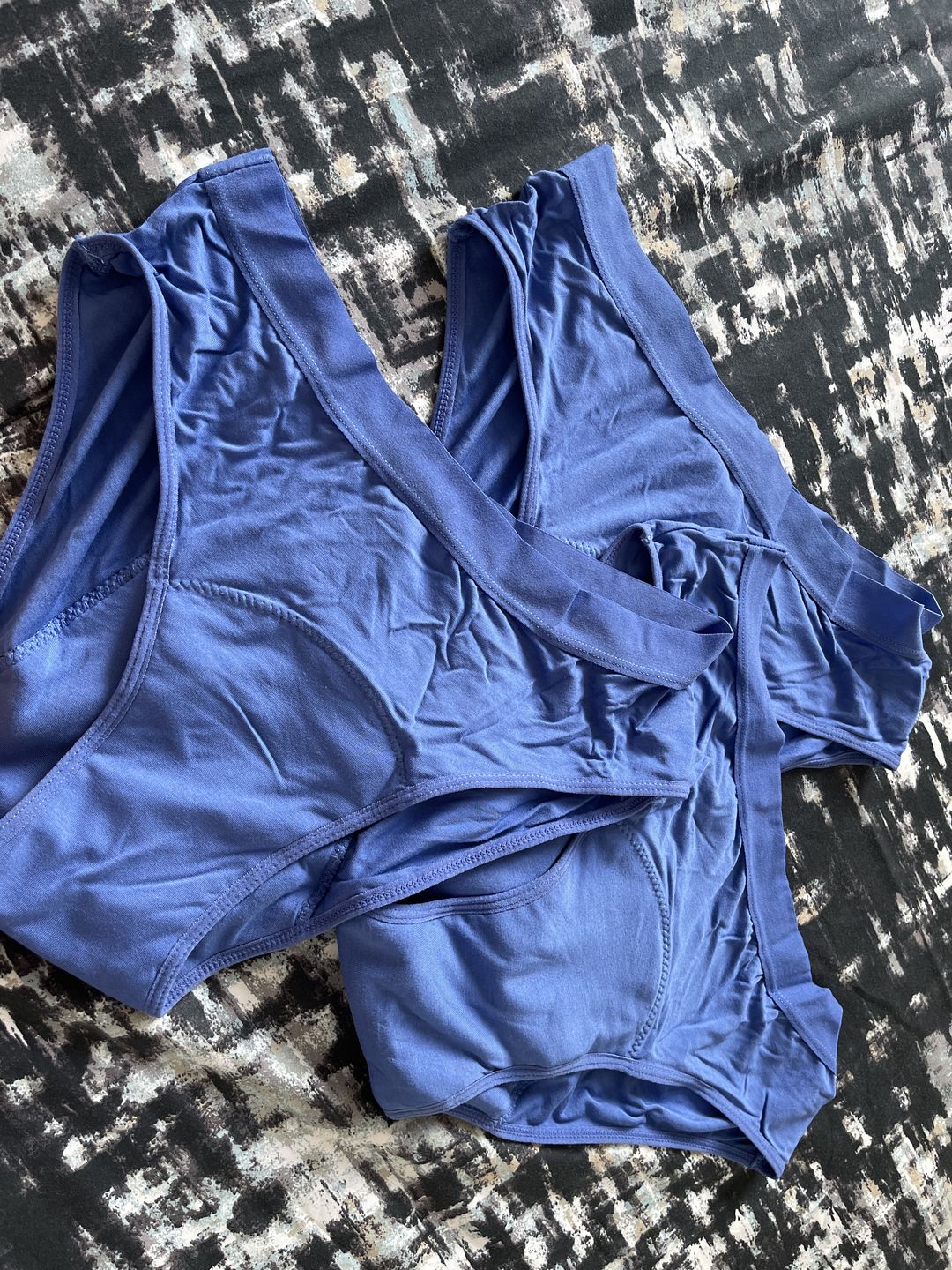 Customer photo review of Culotte Menstruelle Volga Océan pour Flux Moyen