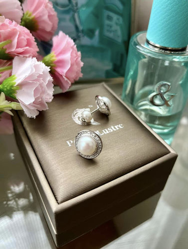 Customer photo review of Asian Civilisations Museum Freshwater Pearl Earrings WE00414 | New Yorker Collection