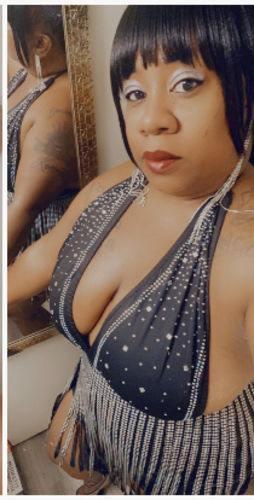 Customer photo review of Diamond Halter V-Neck Sexy Backless Fringe Romper