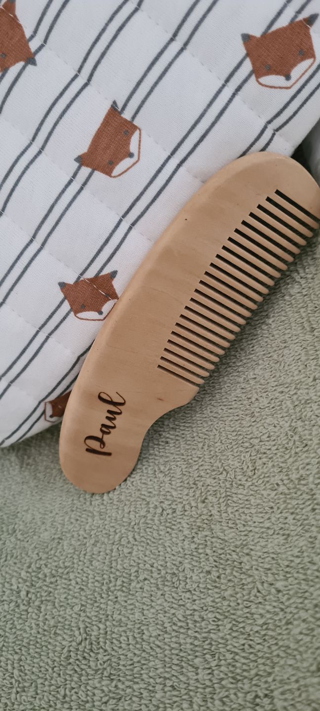 Customer photo review of Peigne bébé personnalisé