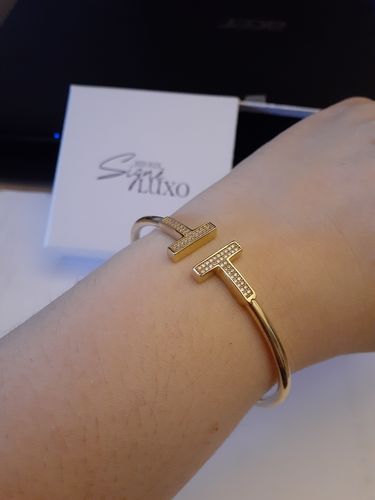 Customer photo review of T Cubic Bangle 065