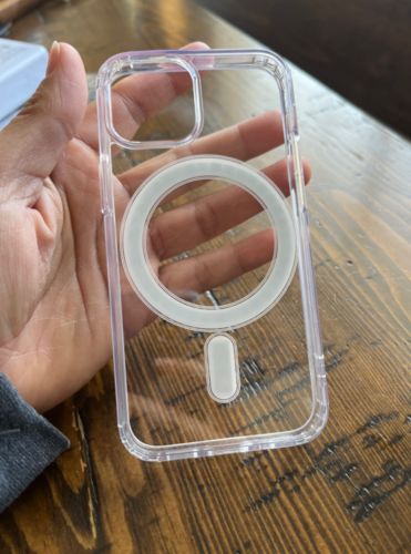 Customer photo review of iPhone Clear Case with MagSafe