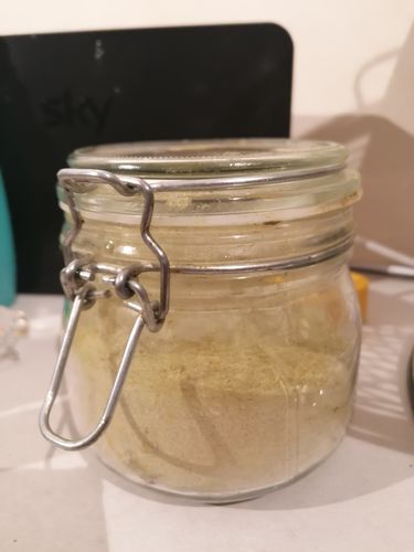 Uzo M. review of Qasil Powder for Hair and Skin, Organic Qasil Powder, Qasil Powder for Face, Pack of 1, 150gm image 1 out of 1