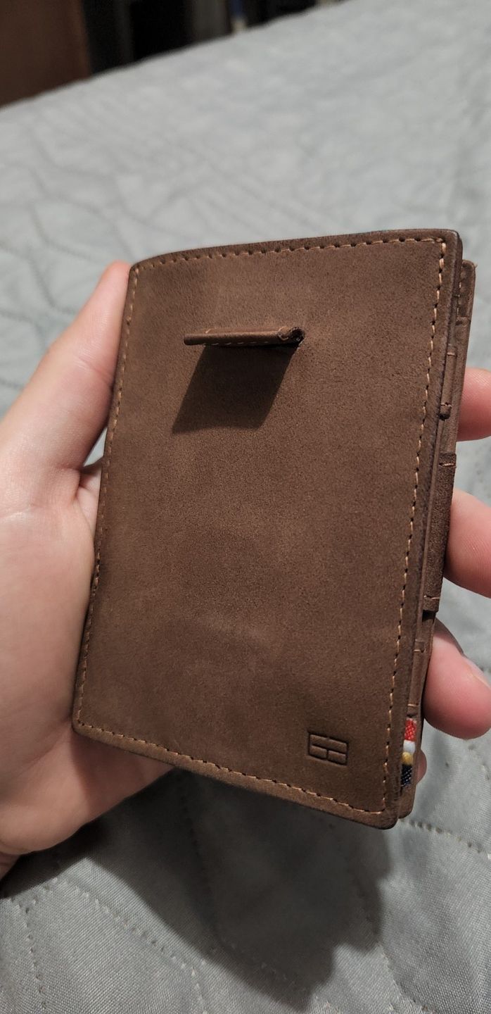 Customer photo review of Cavare Magic Wallet Card Sleeves