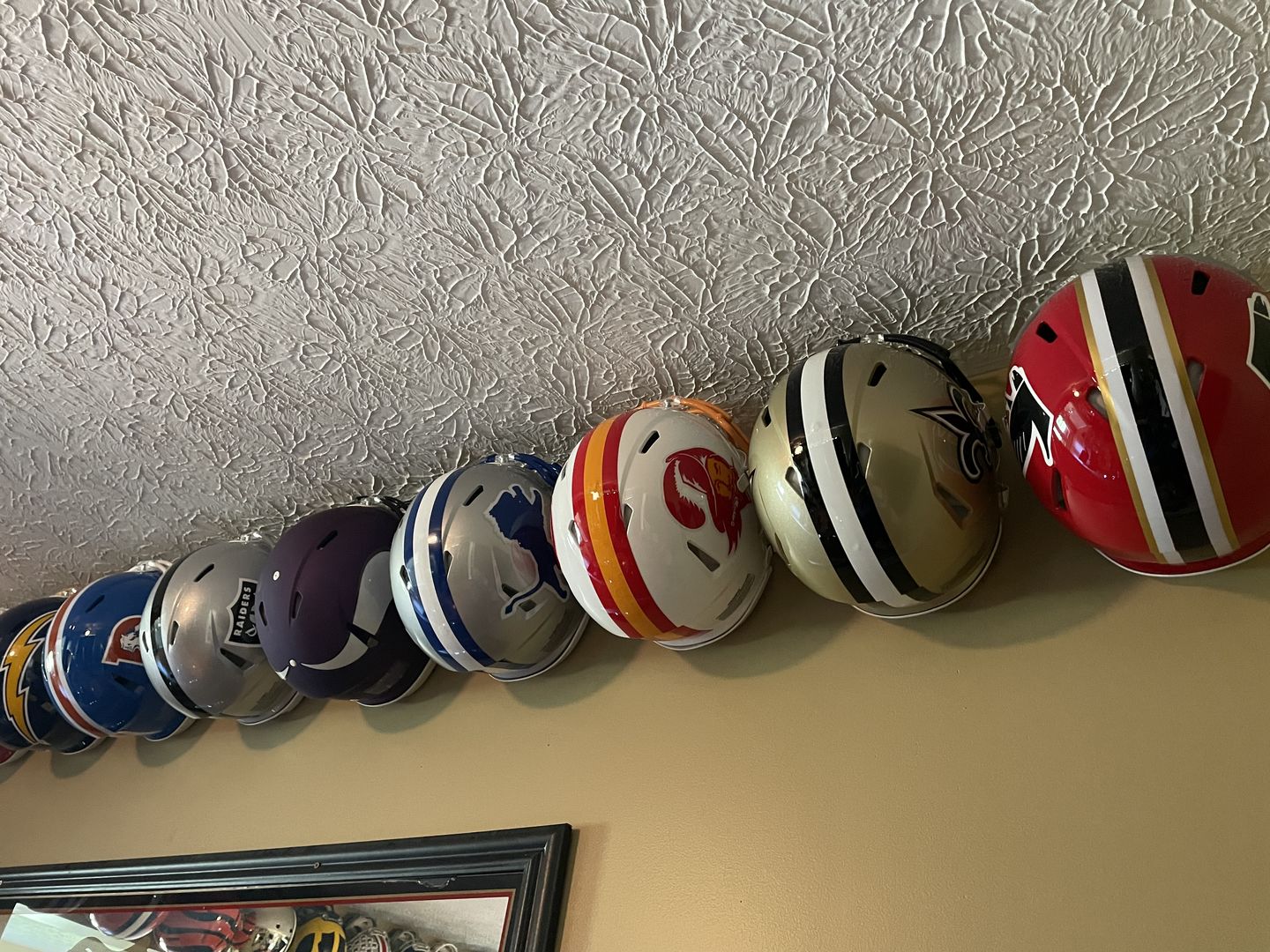 Customer photo review of Las Vegas Raiders Riddell Revolution Speed Authentic Football Helmet