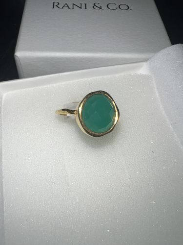 Customer photo review of Irregular Green Onyx Ring (Gold)