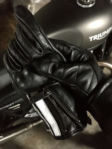 Customer photo review of Light Speed Glove