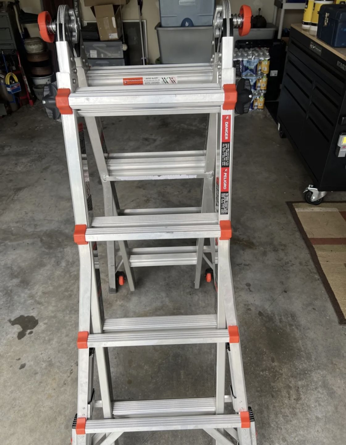 Customer photo review of Escalera de Aluminio Multiposición 17' Tipo IA Leveler Little Giant 16517-801 (Demo)