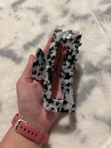 Customer photo review of XL Dreamy Claw Clip