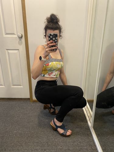Customer photo review of Impact High Waisted Skinny Jeans - Black