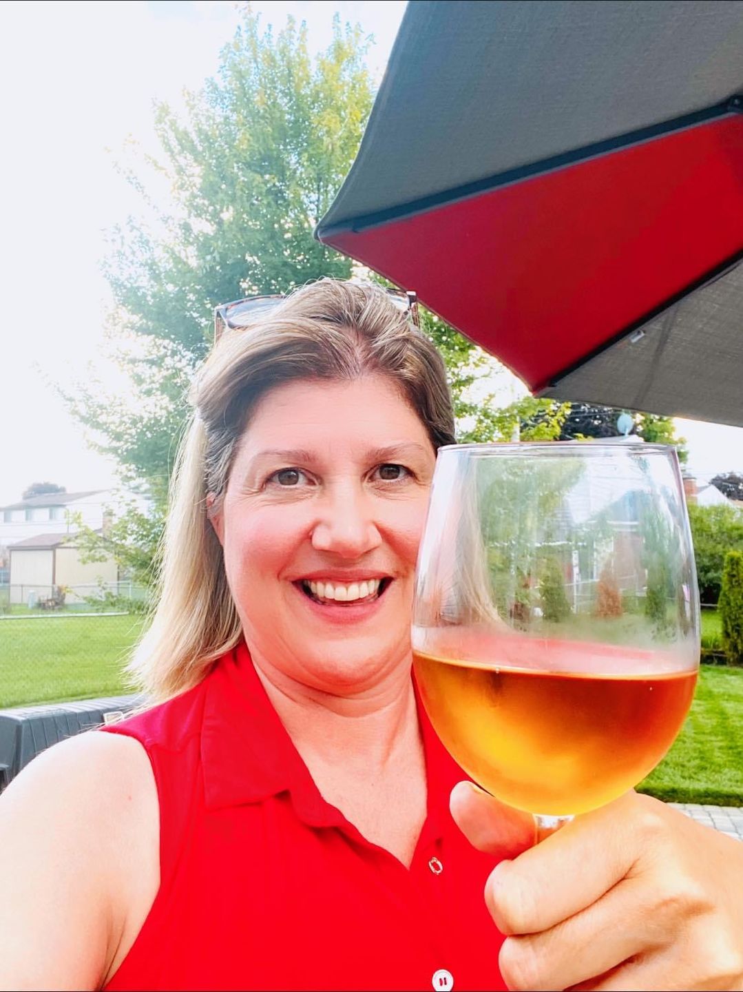 Customer photo review of Non-Alcoholic Sparkling Rosé