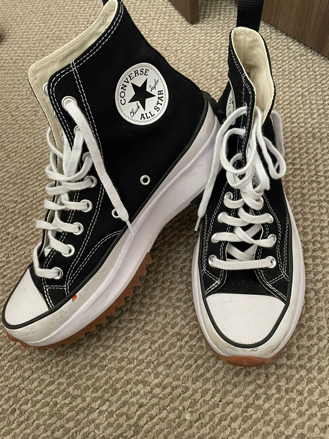 Customer photo review of Zapatilla Converse Run Star Hike Plataforma Mujer Negro