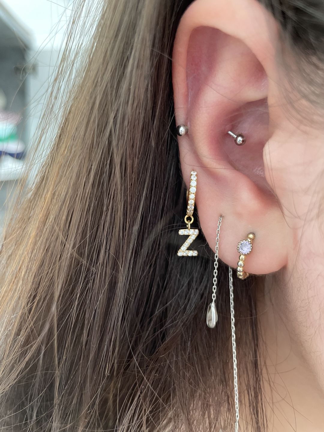 Customer photo review of Letter Ohrringe | 18K vergoldet