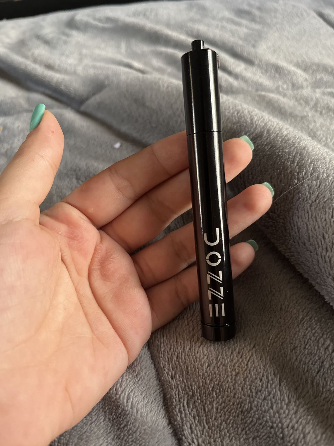 Customer photo review of DOZZE Stainless Steel Collapsible Straw