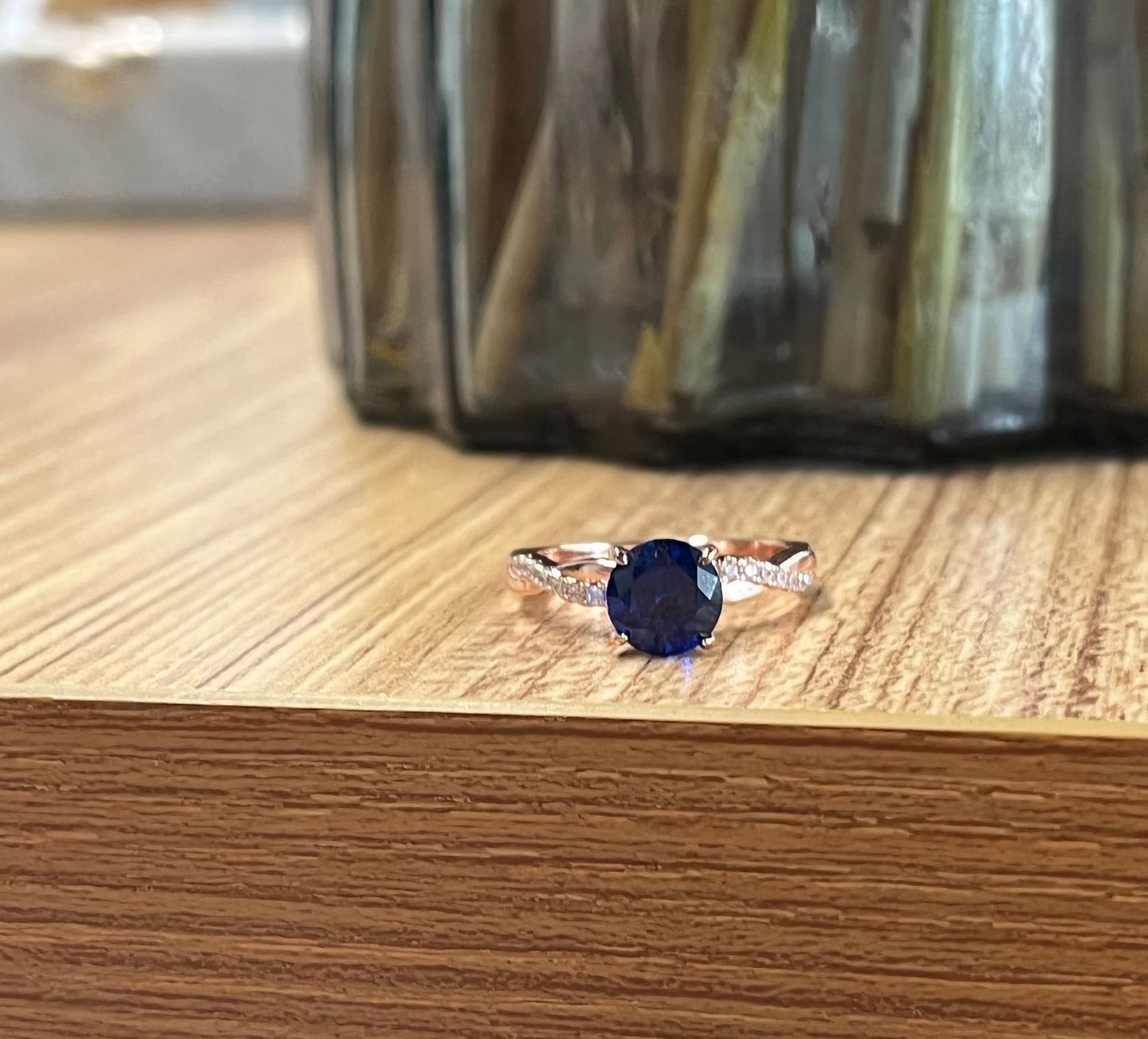 Customer photo review of Louily Rose Gold Twist 1.25 Carat Blue Sapphire Round Cut Promise Ring For Her In Sterling Silver