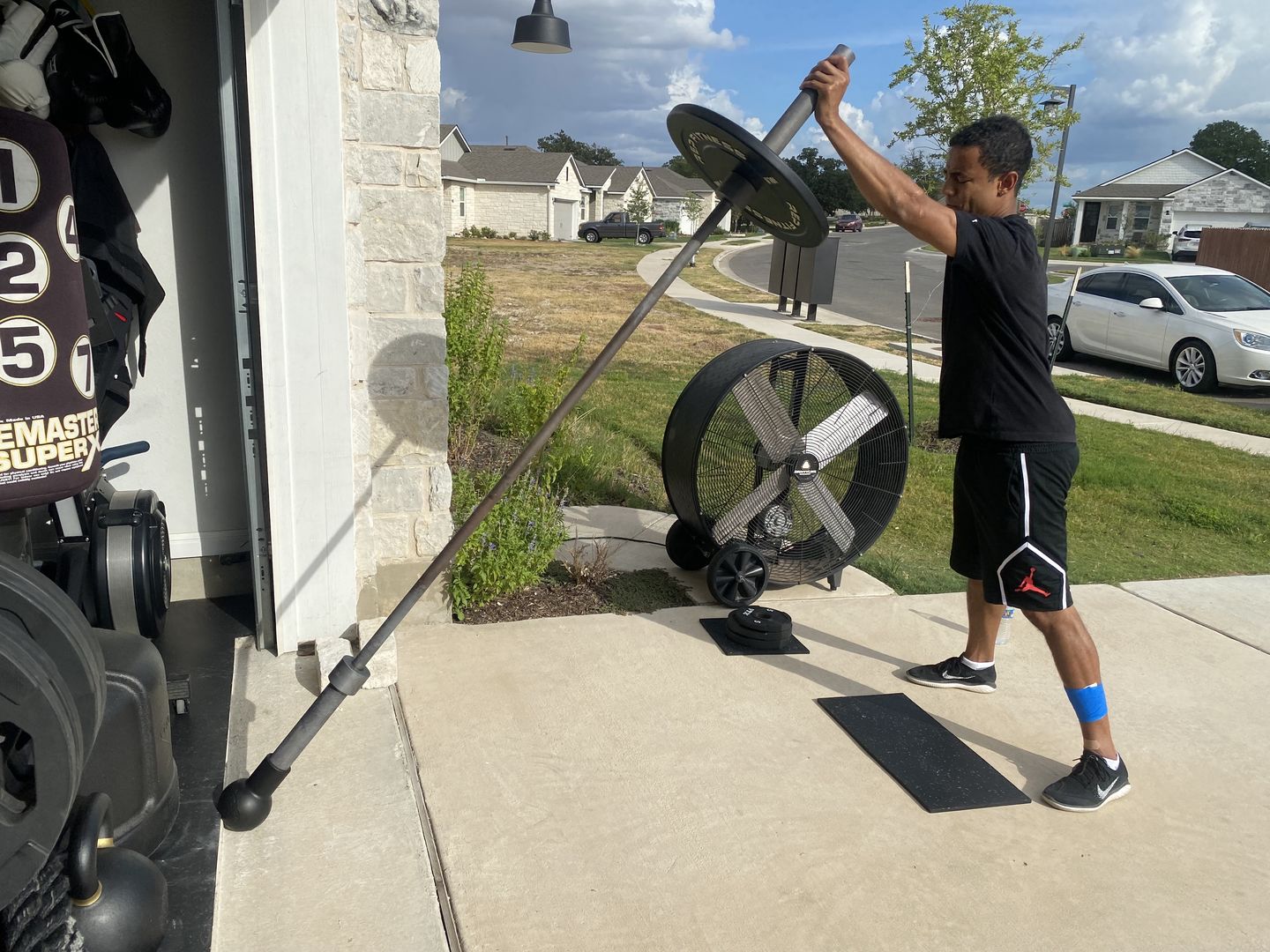 Customer photo review of BARBELL BOMB