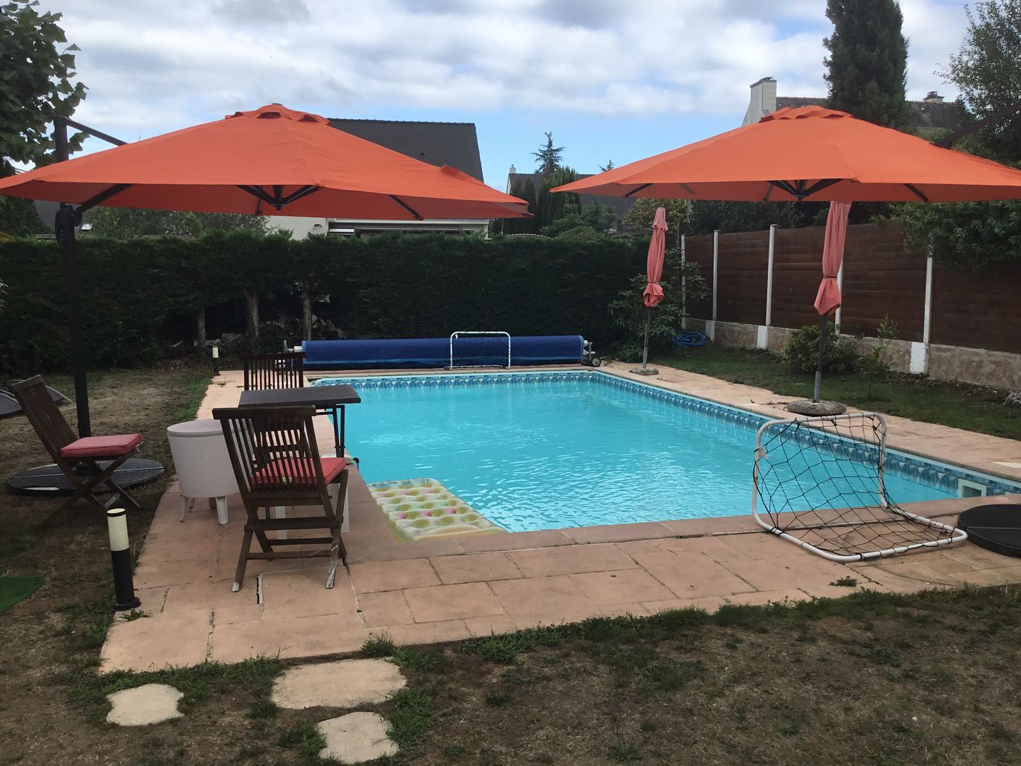 Customer photo review of CASTILLO