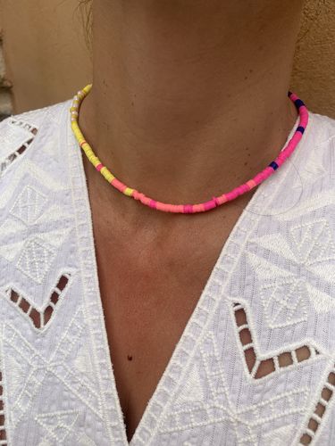 Customer photo review of COLLIER SURF & WAX Jaune