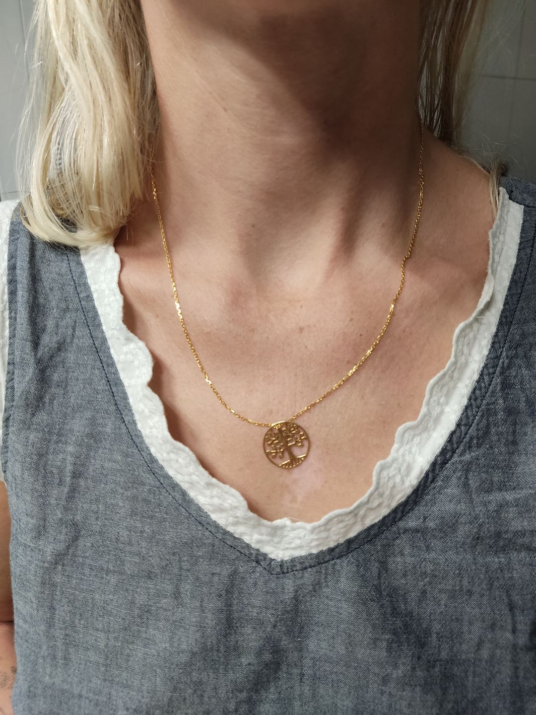 Customer photo review of Halskette "Tree of Life"