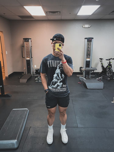Customer photo review of Veni Vidi Vici -  VINTAGE TEE
