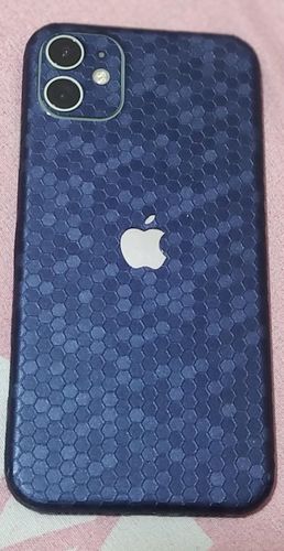 Customer photo review of iPhone 11