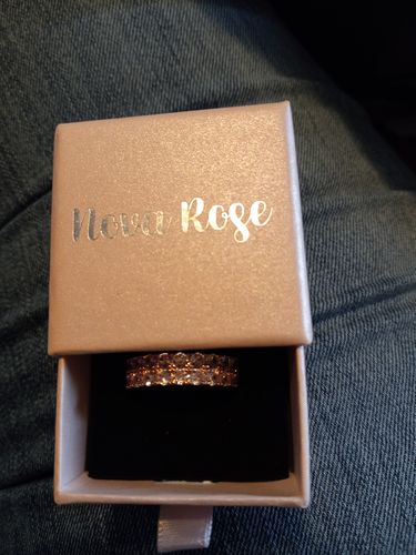 Customer photo review of Princessa ring