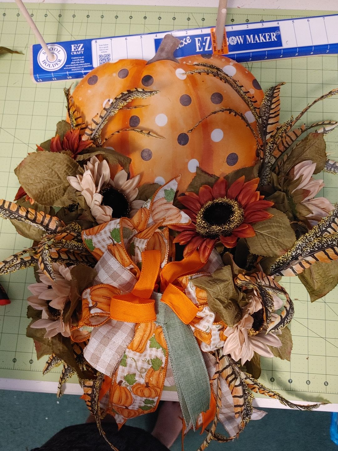 Customer photo review of 14" Oval Grapevine Wreath - DECOE-033
