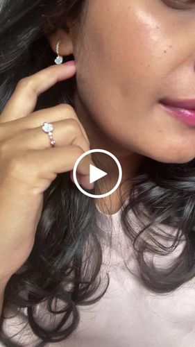 Customer video review of Boucles d'oreilles Iris