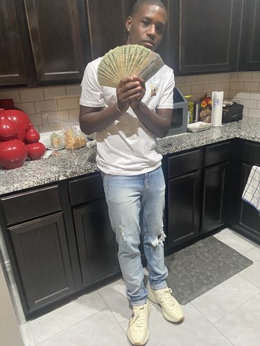 Customer photo review of GUCCI Rhyton Vintage Trainer Sneaker