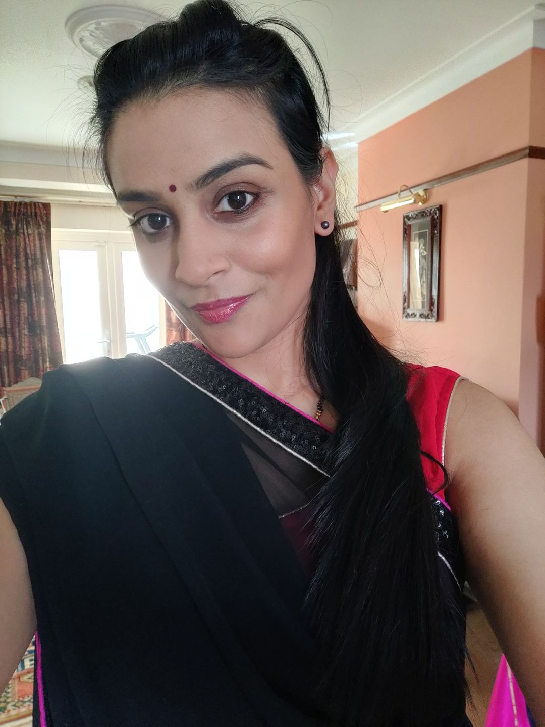 Customer photo review of Long Straight Clip-in Ponytail