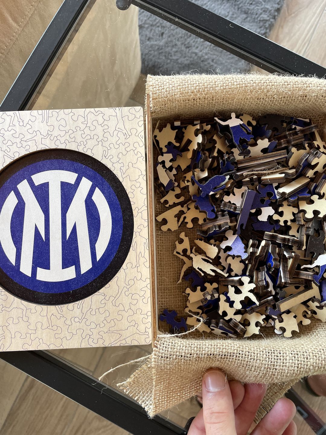 Customer photo review of FC Inter© Logo - Rompecabezas de Madera Oficial
