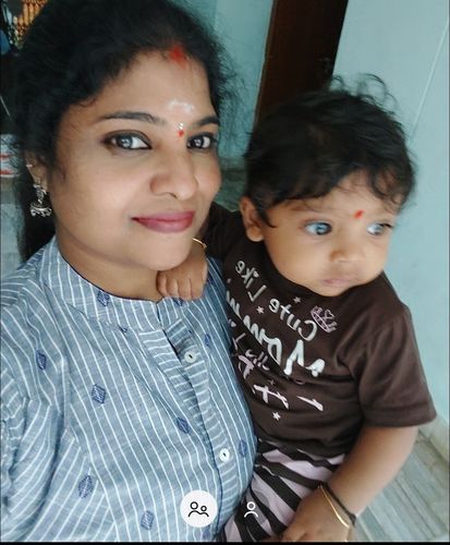 Customer photo review of Grey Lines & Blue Buti Collar Neck Maxi