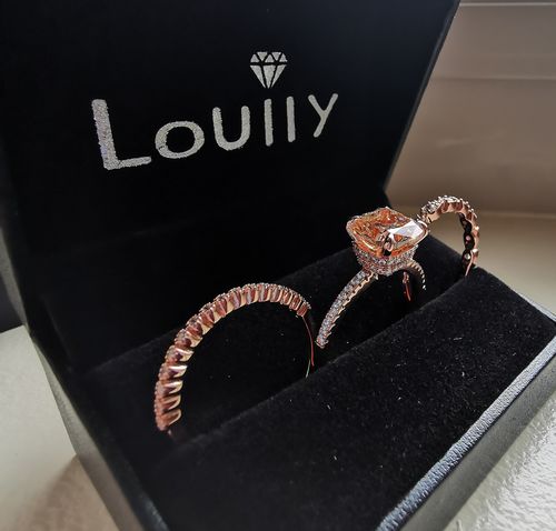 Customer photo review of Louily Rose Gold Cushion Cut Champagne Stone Wedding Set In Sterling Silver