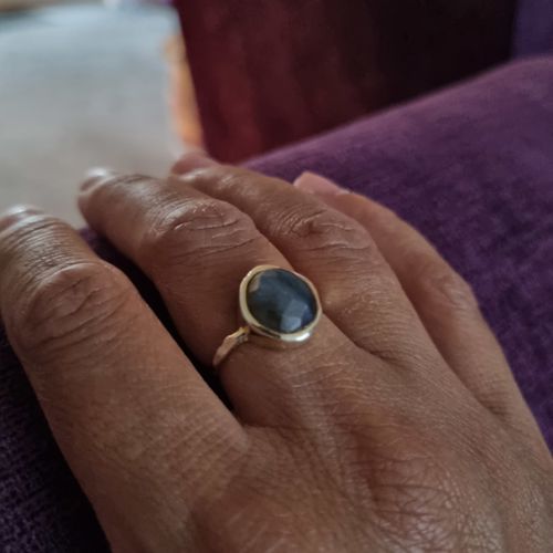 Customer photo review of Irregular Labradorite Ring (Gold)