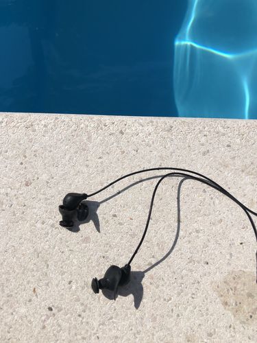 Customer photo review of Silicone Swimming Earplug Waterproof Earphone