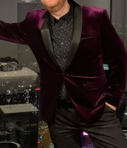 Customer photo review of Men's Plum Velvet Tuxedo Dinner Jacket