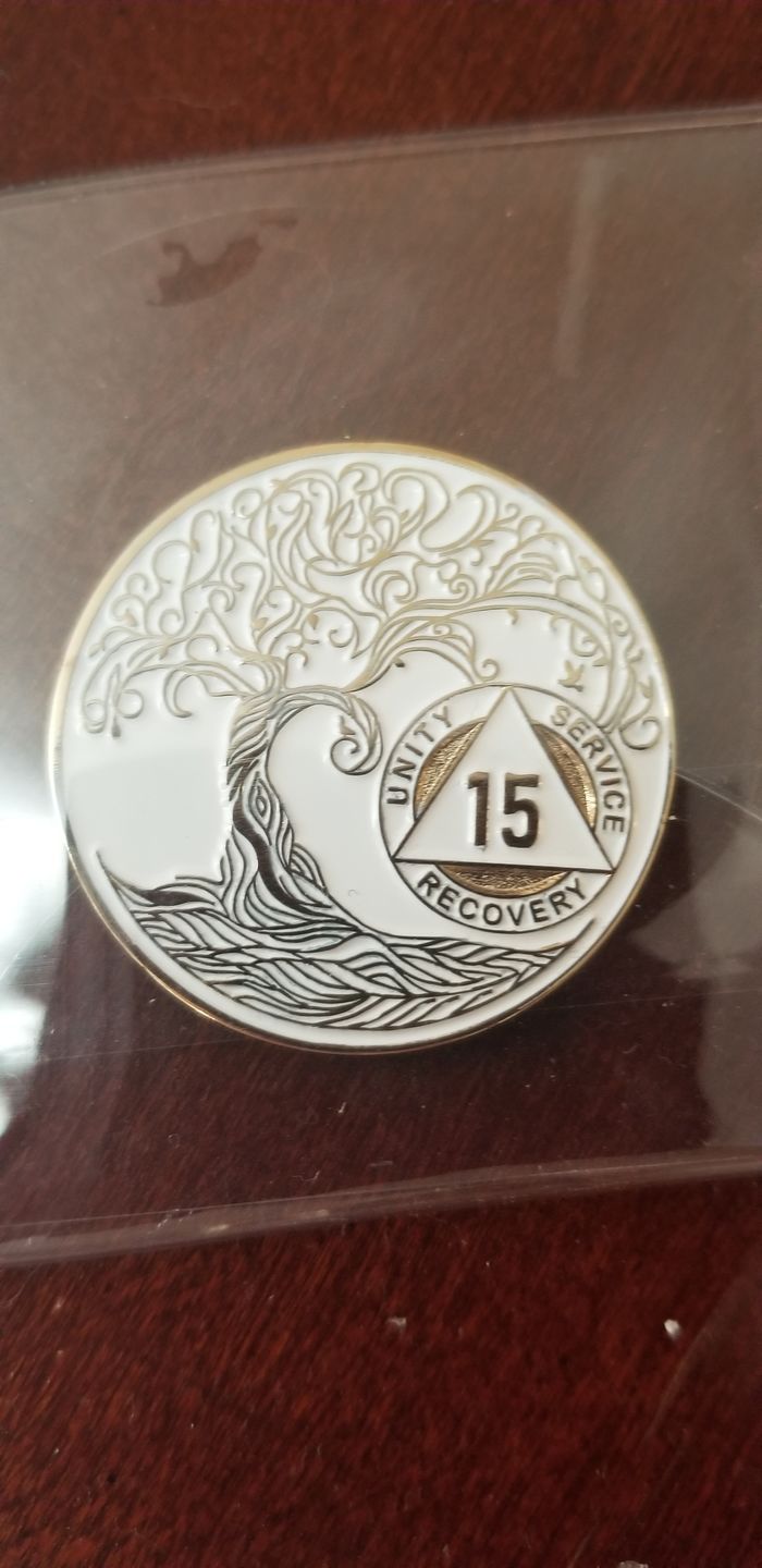 Customer photo review of 1 to 50 Year Sobriety Mint Twisted Tree of Life Gold Plated AA Recovery Medallion/Chip/Coin - White
