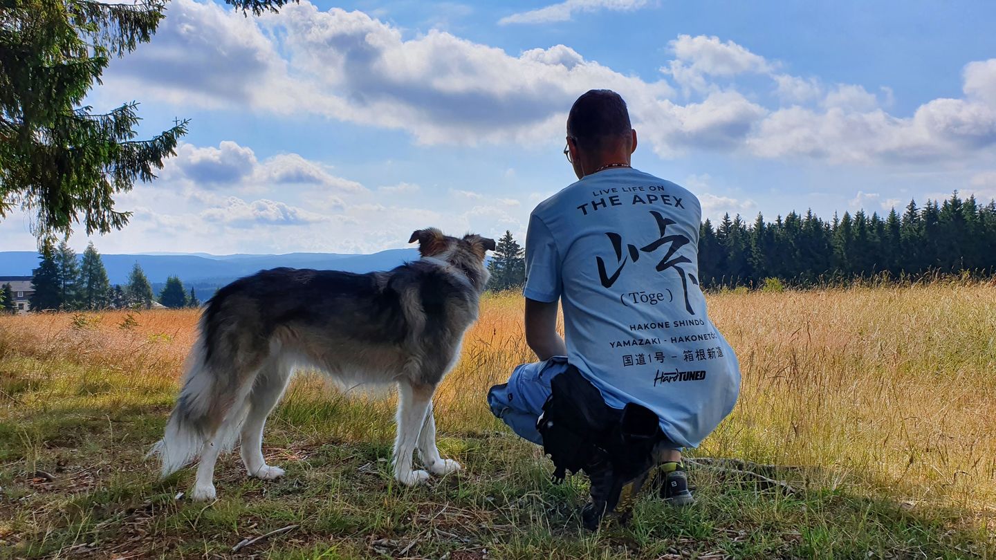 Customer photo review of Apex Toge Pocket Tee