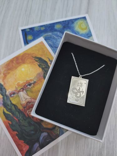 Customer photo review of Mistik Yılan Gümüş Kolye