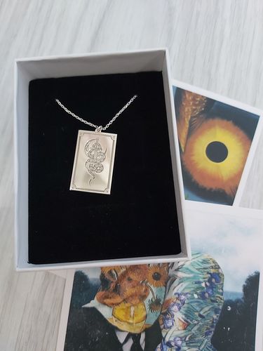 Customer photo review of Yılan Kılıç Gümüş Kolye