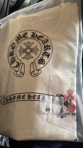Customer photo review of CHROME HEARTS T-Shirt #8505