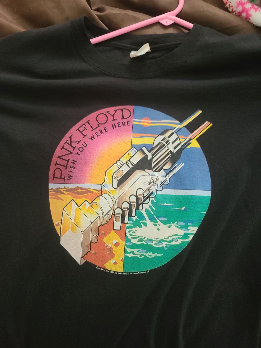 Customer photo review of Pink Floyd Wywh Hands T-Shirt