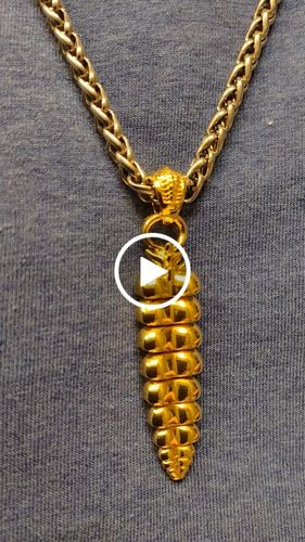 Customer video review of Gold Vermeil Rattlesnake Tail Pendant
