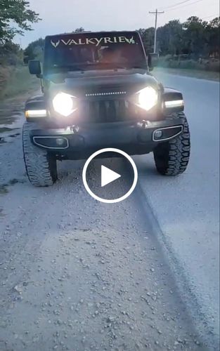 Customer video review of Bumper Cover DRL w/ Turn signal For 18-22 JEEP WRANGLER JL / GLADIATOR JT